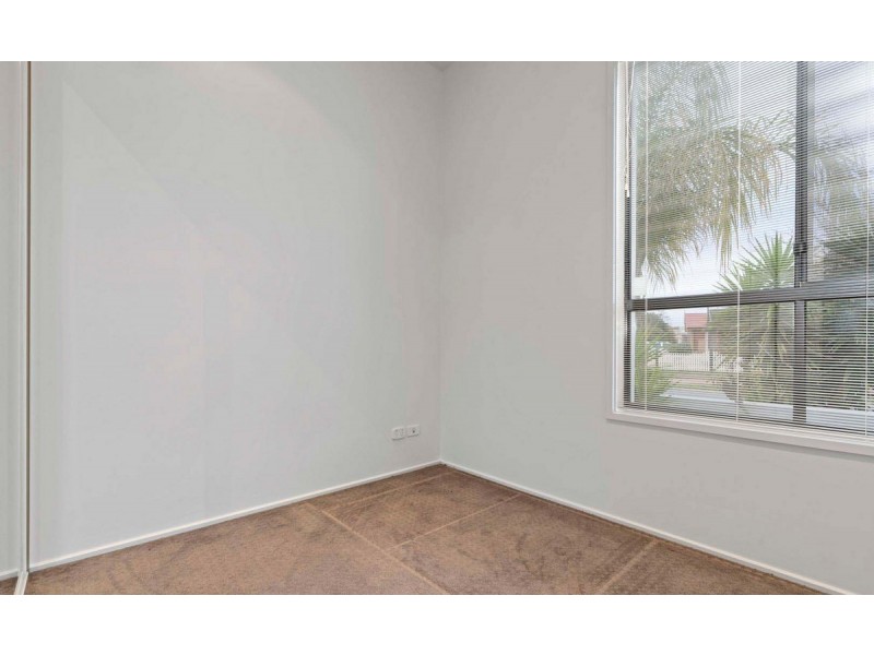 35 Burley Griffin Boulevard, Brompton SA 5007