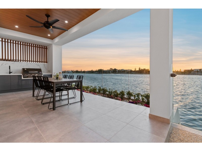 30 Martin Court, West Lakes SA 5021