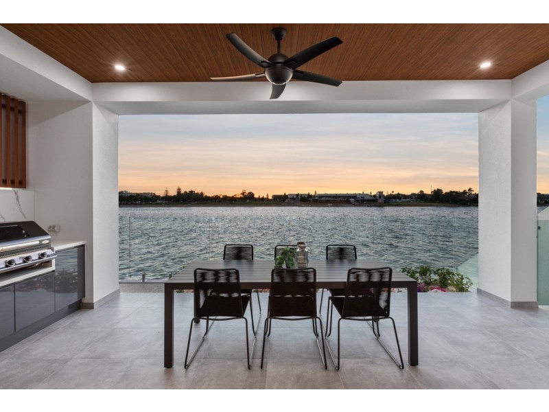 30 Martin Court, West Lakes SA 5021