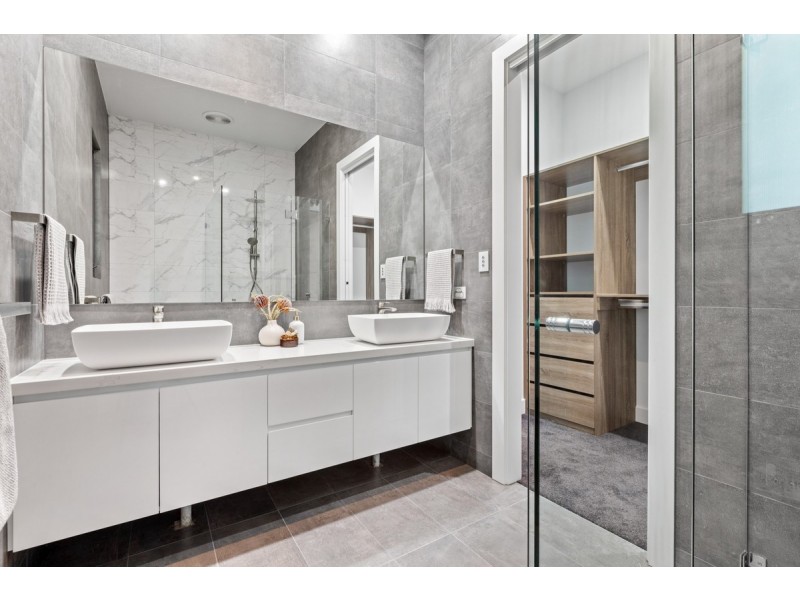 30 Martin Court, West Lakes SA 5021