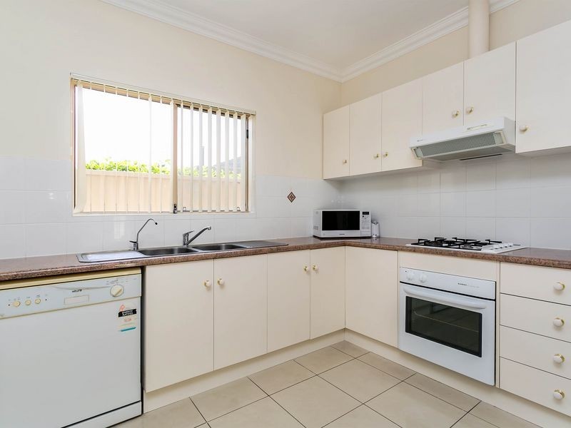 44 John Street, Flinders Park SA 5025