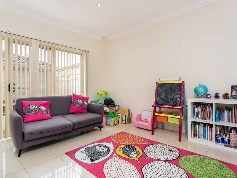 44 John Street, Flinders Park SA 5025