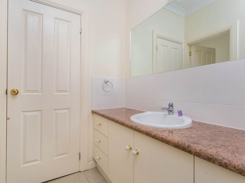 44 John Street, Flinders Park SA 5025