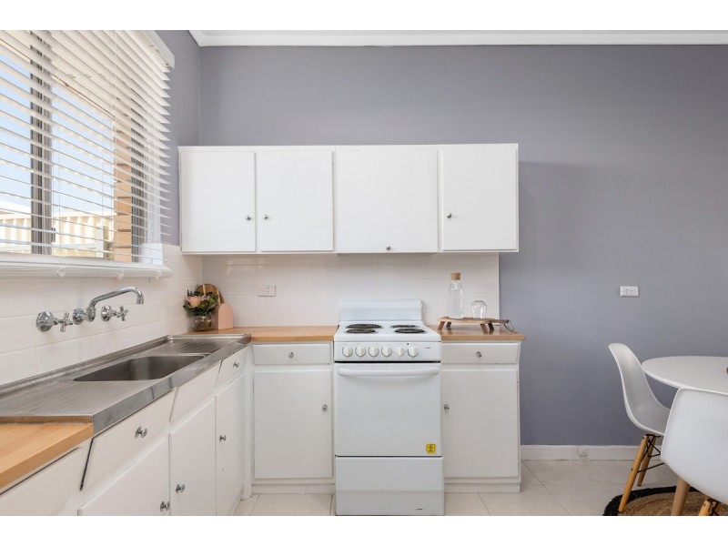 8/336 Tapleys Hill Road, Seaton SA 5023