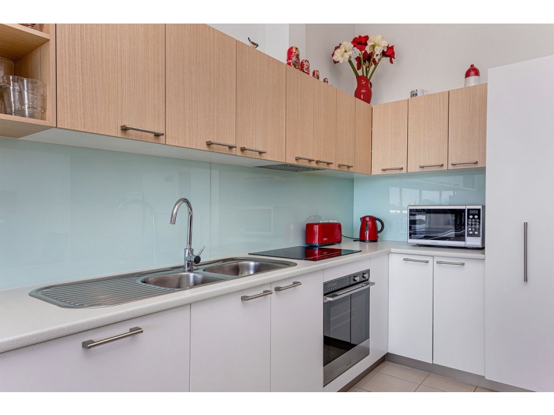 302/6 Sweeney Terrace, Woodville West SA 5011