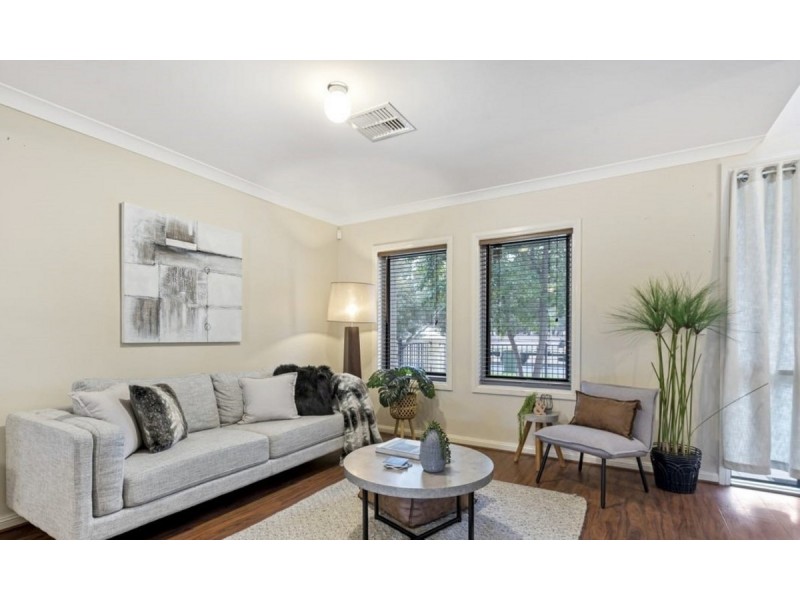 39 Fleming Crescent, Mansfield Park SA 5012