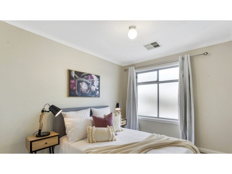 39 Fleming Crescent, Mansfield Park SA 5012