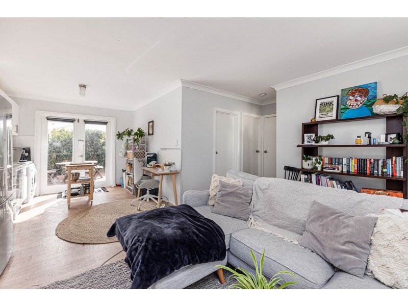 1a Thain Avenue, Findon SA 5023