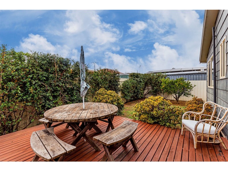 1a Thain Avenue, Findon SA 5023