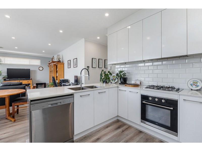 3 Kelmscott Street, Rosewater SA 5013