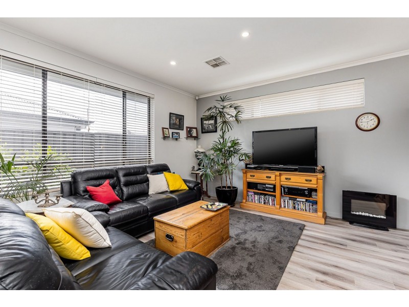 3 Kelmscott Street, Rosewater SA 5013