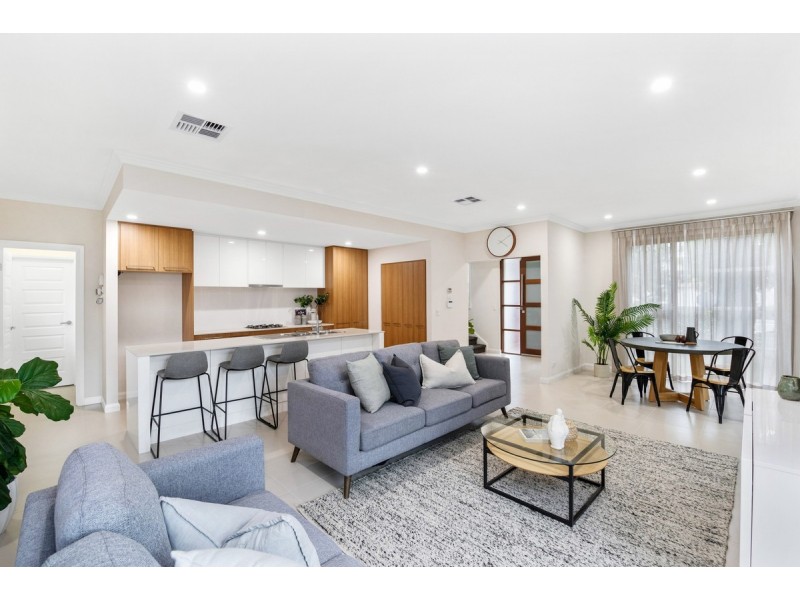 13 Lucknow Close, Kidman Park SA 5025