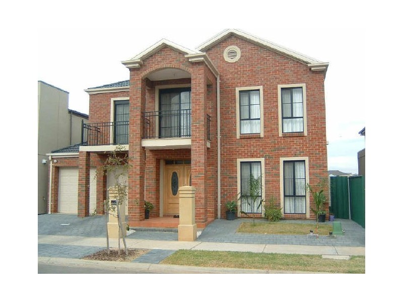 9 Azores Court, Mawson Lakes SA 5095