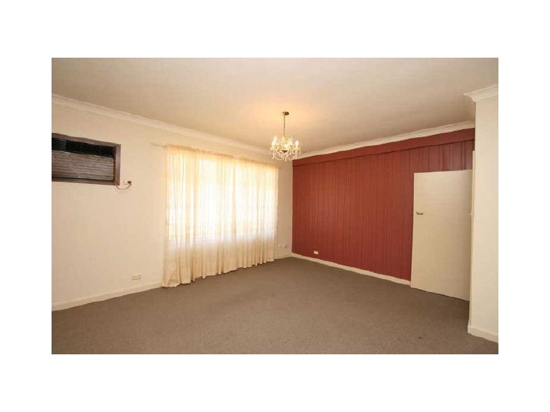 202 Trimmer Parade, Seaton SA 5023