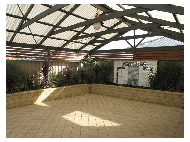 14 Moore Street, Birkenhead SA 5015