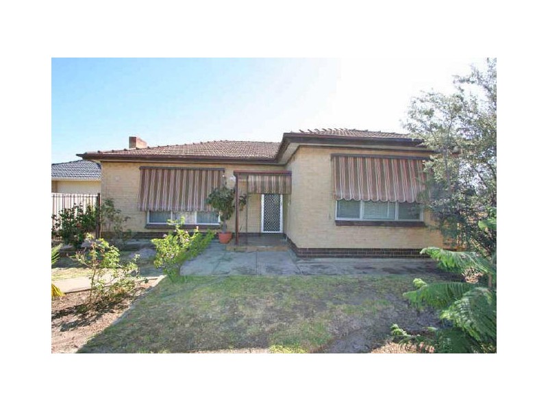 8 Lamorna Terrace, Largs North SA 5016