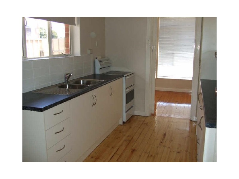 11 Fraser Street, Woodville South SA 5011