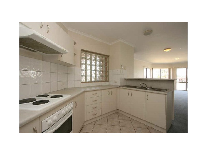 2/31 Formby Crescent, Port Adelaide SA 5015