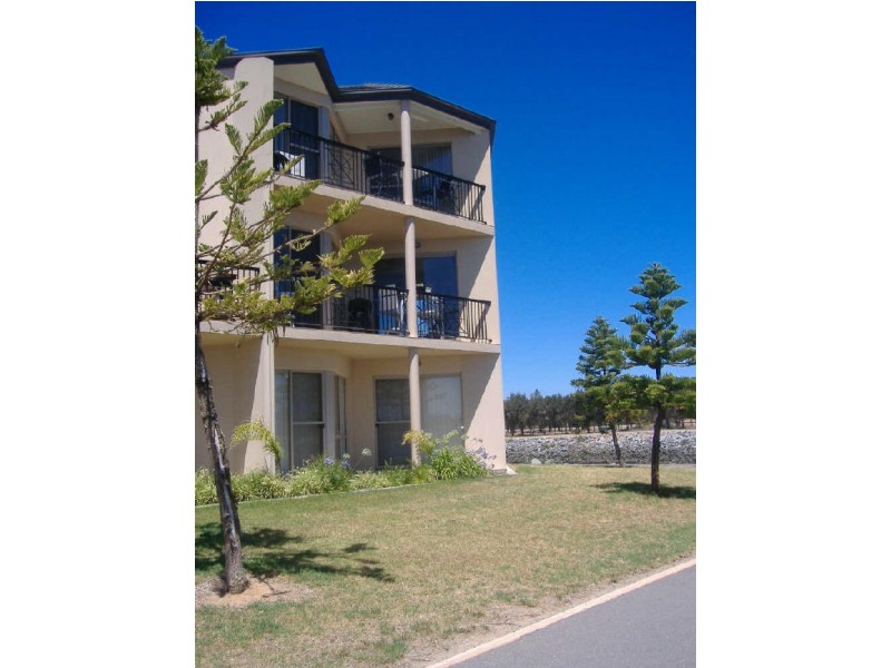 2/31 Formby Crescent, Port Adelaide SA 5015