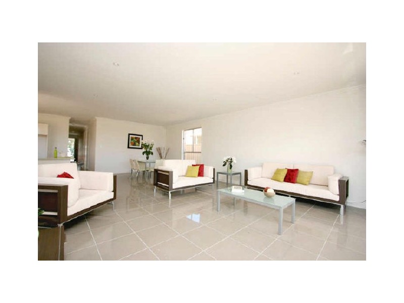 16 Drummond Avenue, Findon SA 5023