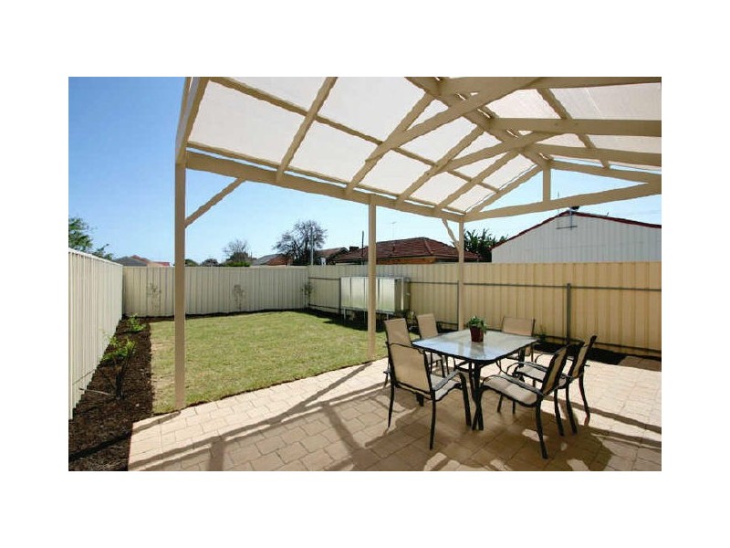 16 Drummond Avenue, Findon SA 5023