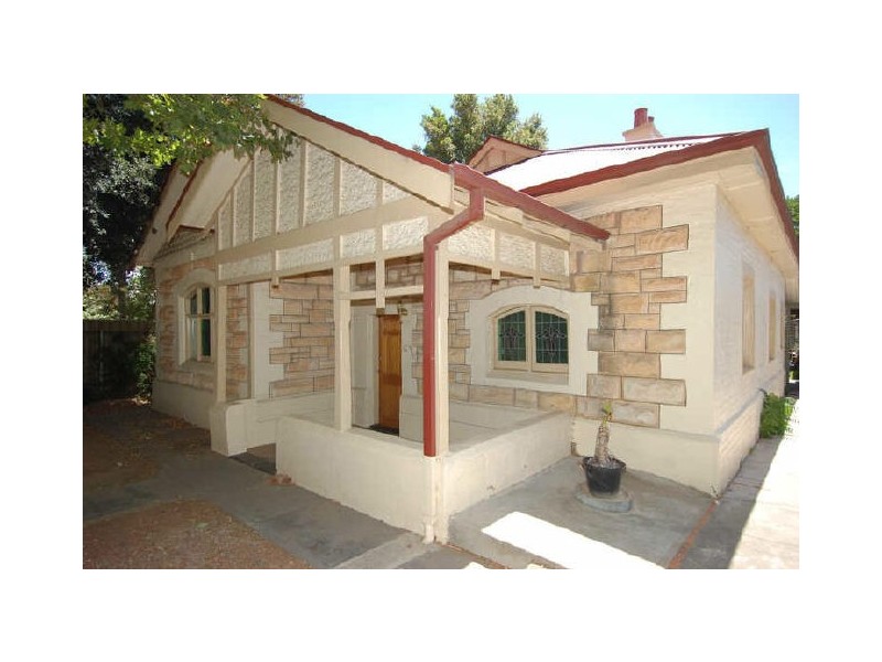 64 Seventh Avenue, St Peters SA 5069