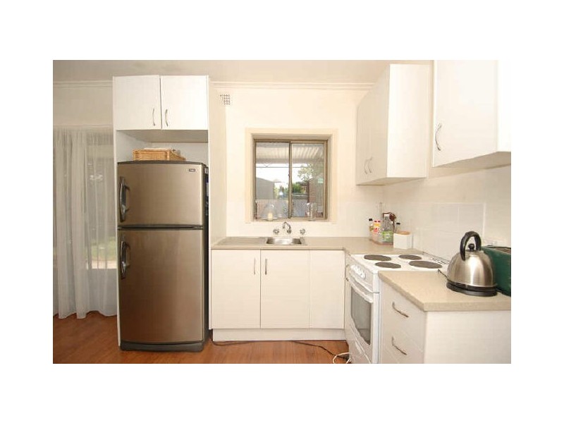 64 Seventh Avenue, St Peters SA 5069