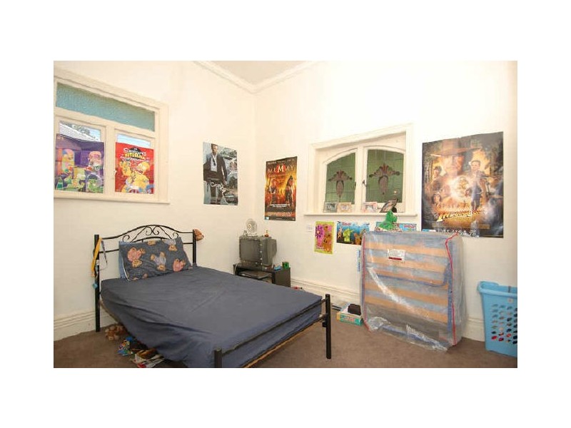 64 Seventh Avenue, St Peters SA 5069