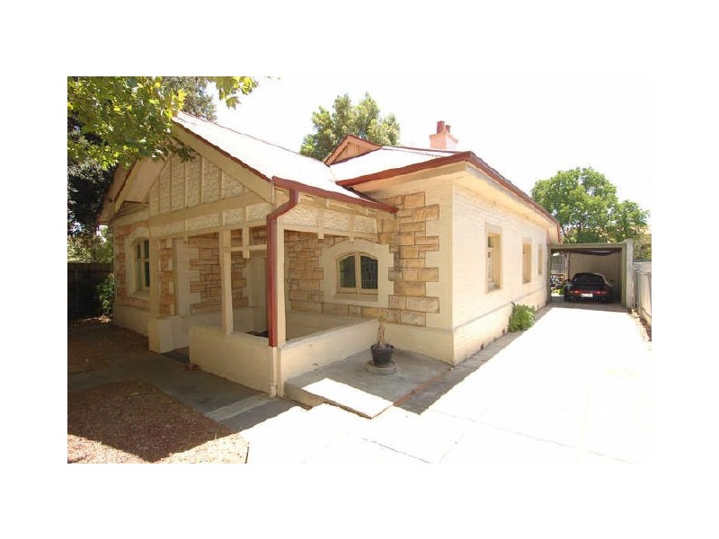 64 Seventh Avenue, St Peters SA 5069