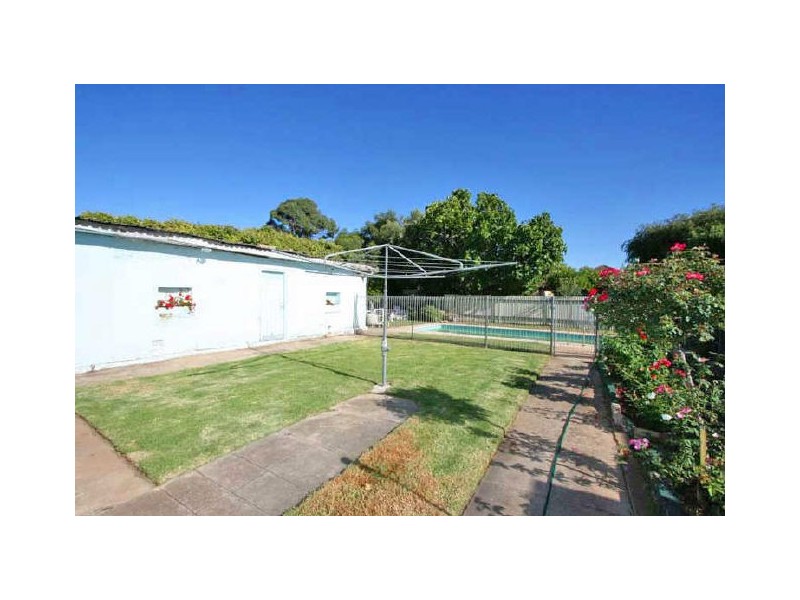 22 Flinders Parade, Flinders Park SA 5025