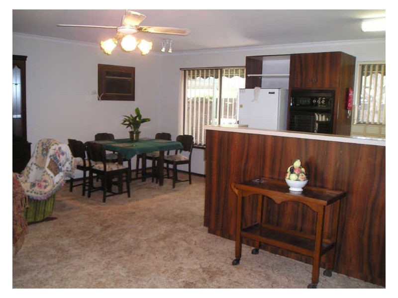 1/16 Settlers Drive, West Lakes SA 5021