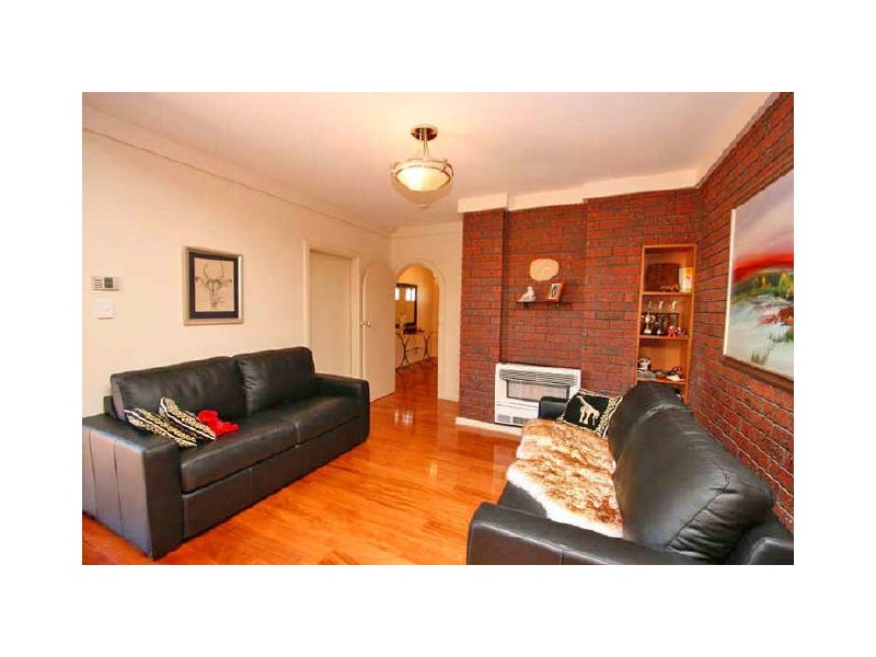8 Beeston Way, West Lakes SA 5021