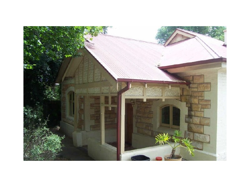 64 Seventh Avenue, St Peters SA 5069