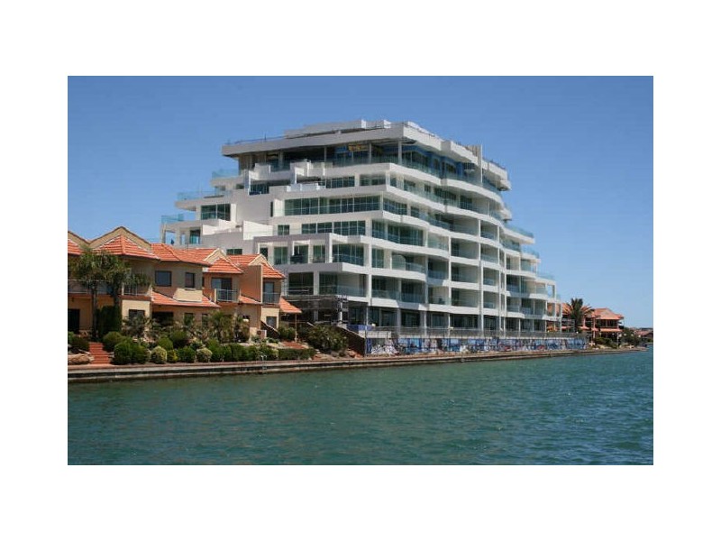 16/155 Brebner Drive, West Lakes SA 5021