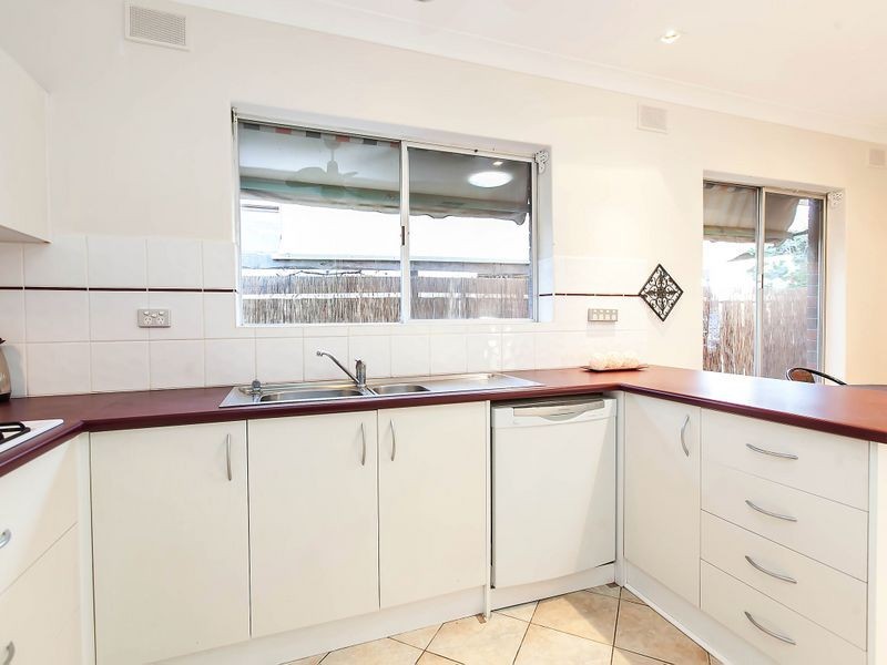 17 Maramba Avenue, West Lakes SA 5021
