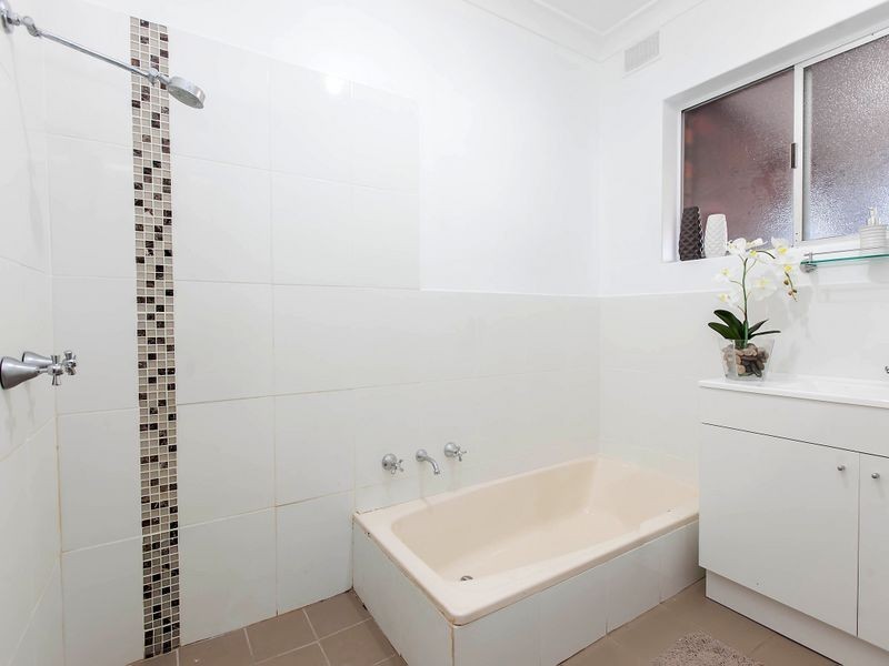 17 Maramba Avenue, West Lakes SA 5021