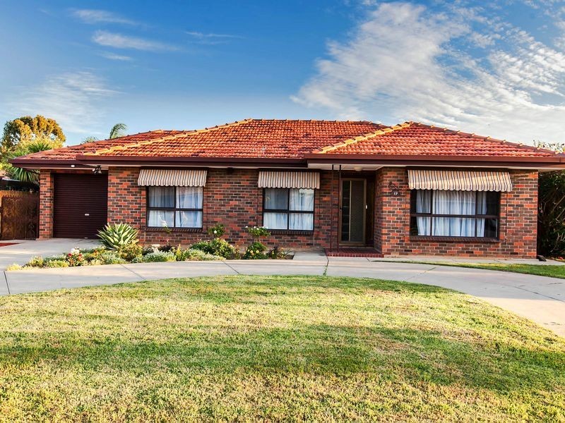 17 Maramba Avenue, West Lakes SA 5021