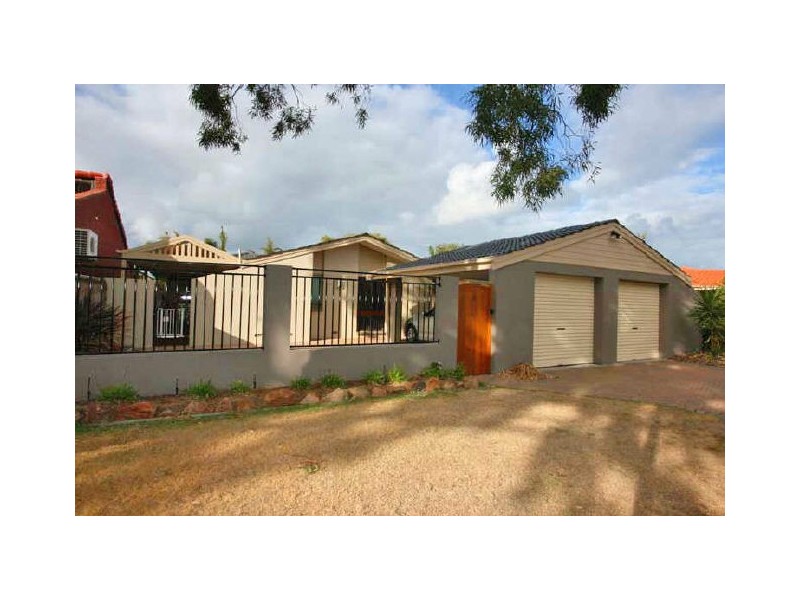 12 Thiele Crescent, West Lakes Shore SA 5020