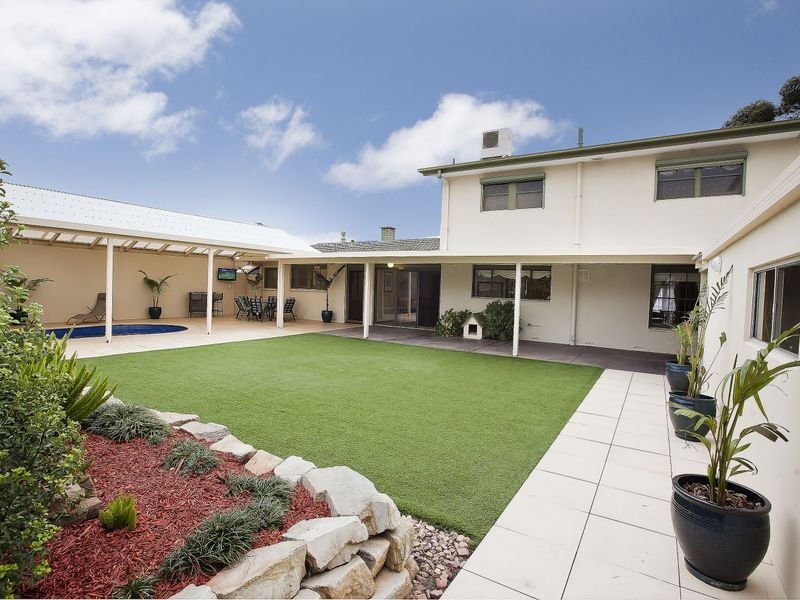 11 Ashburton Avenue, West Lakes Shore SA 5020