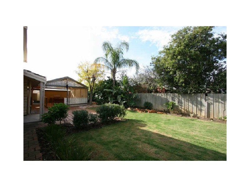 5 Mara Place, West Lakes SA 5021