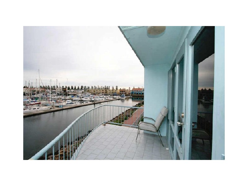 10/12 Arcadia Court, North Haven SA 5018