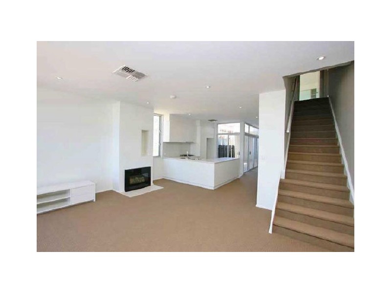 2 Parri Crescent, Newport NSW 2106