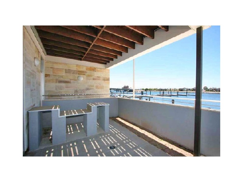 2 Parri Crescent, Newport NSW 2106