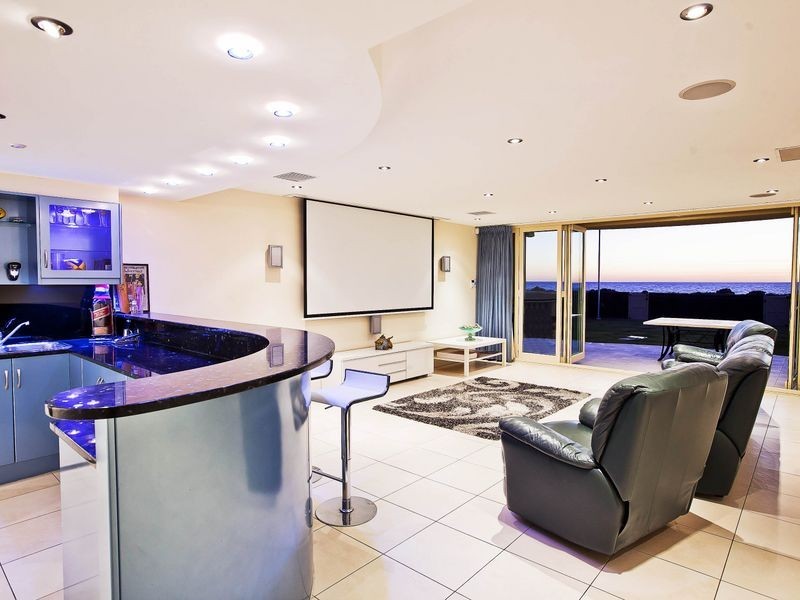 4 Bucknall Close, Tennyson SA 5022