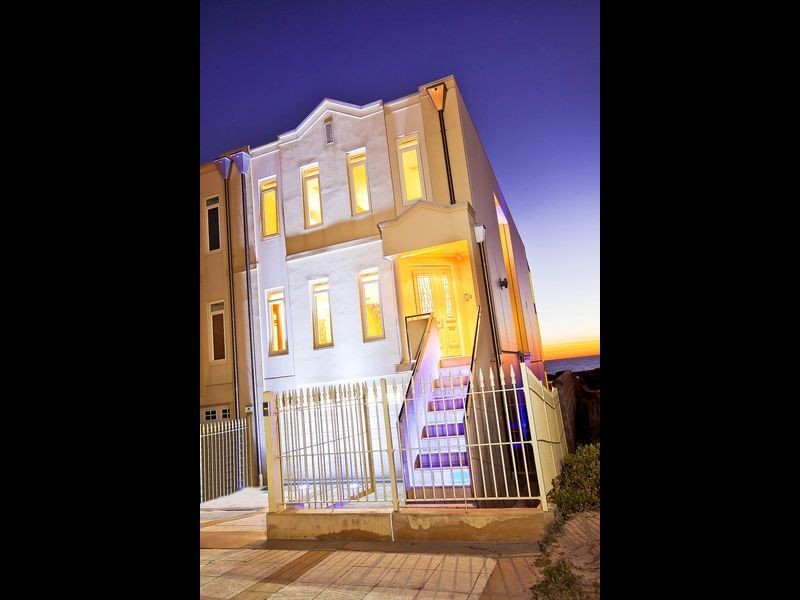 4 Bucknall Close, Tennyson SA 5022