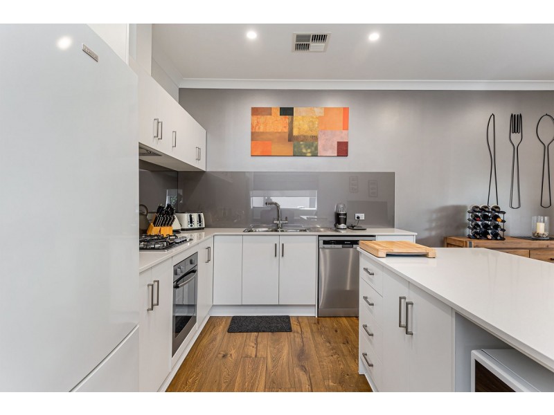 42 Leighton Lane, Bowden SA 5007