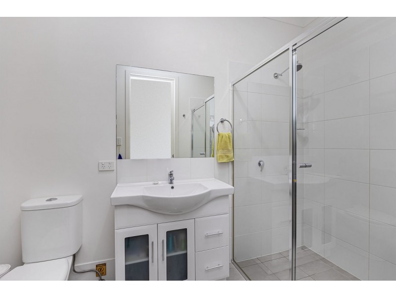 42 Leighton Lane, Bowden SA 5007