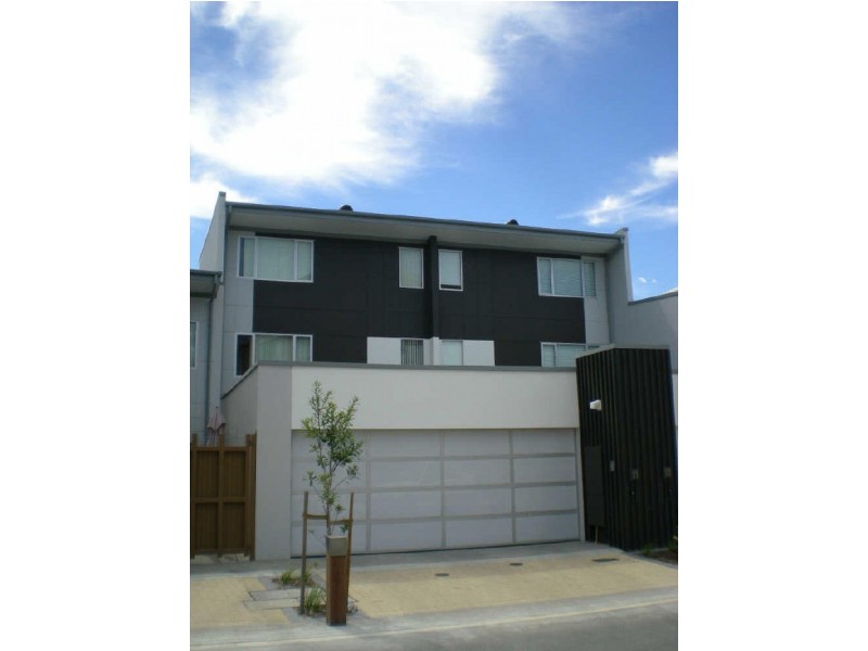 11 Karra Cove, New Port SA 5015