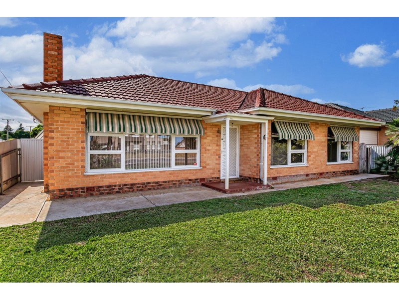 828 Military Road, North Haven SA 5018