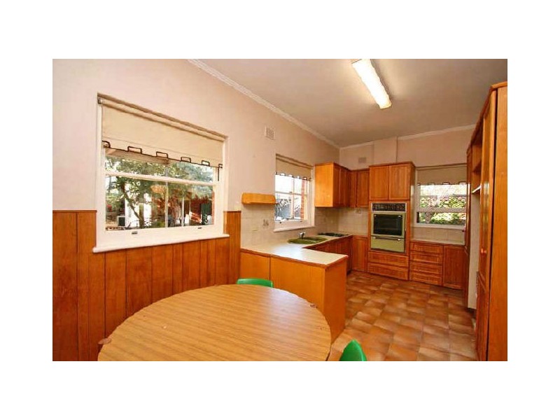 6 Squires Avenue, Seaton SA 5023